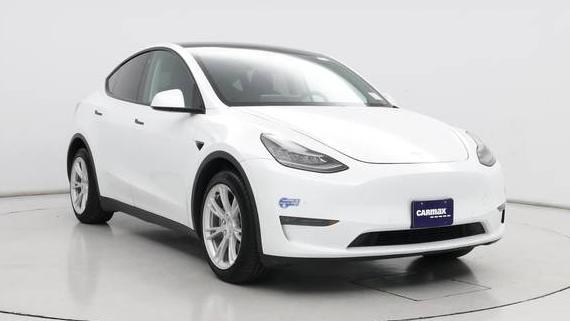 TESLA MODEL Y 2021 5YJYGDEE2MF064199 image